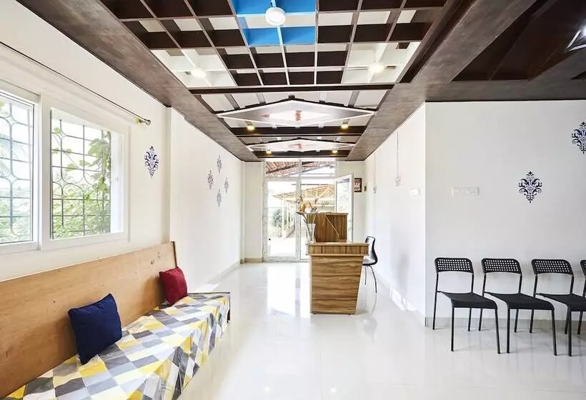 Hotelli Nandi Hills Resort