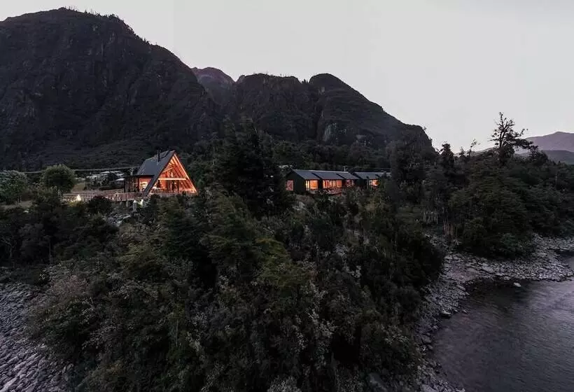 ホテル Tawa Refugio Del Puelo