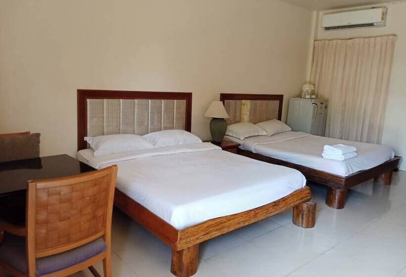 Hotel Thai Ngam Palace