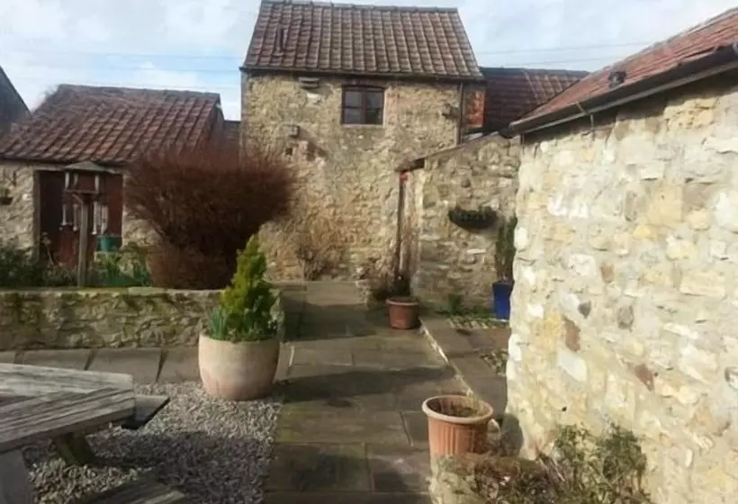 Hotelli Castle Arms Inn