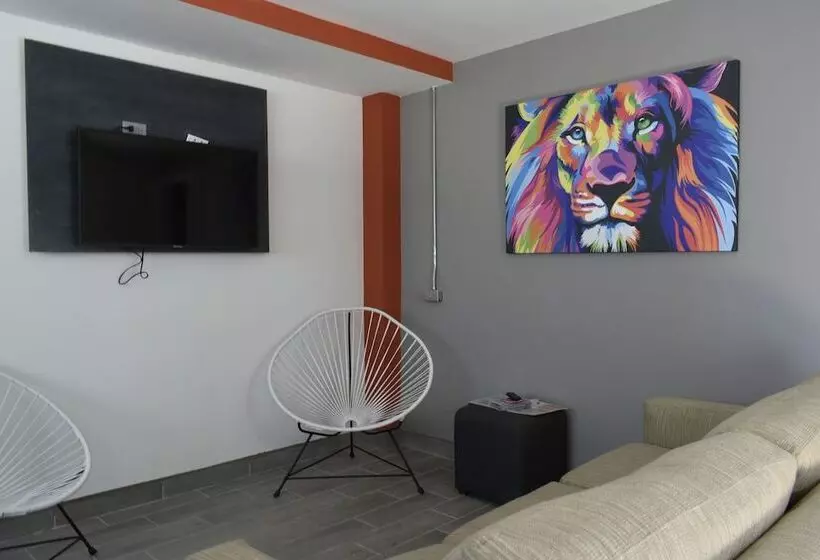 Hotelli Tj Border Suites By Hosted By Me