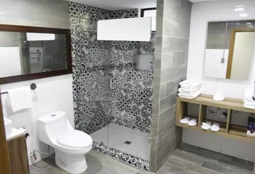 Hotelli Tj Border Suites By Hosted By Me