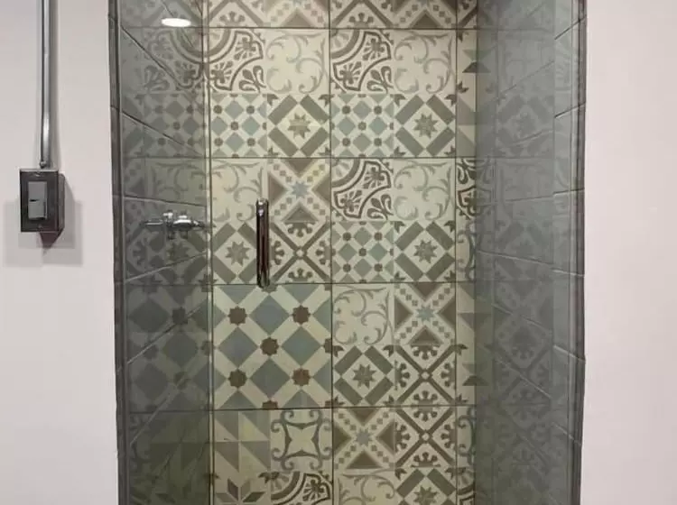 Hotelli Tj Border Suites By Hosted By Me