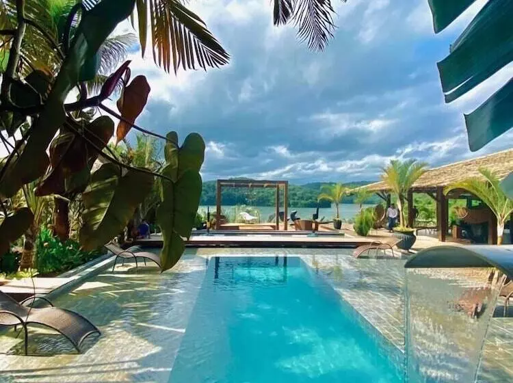 ホテル Villa Pantai Secret Place