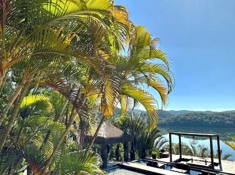 ホテル Villa Pantai Secret Place