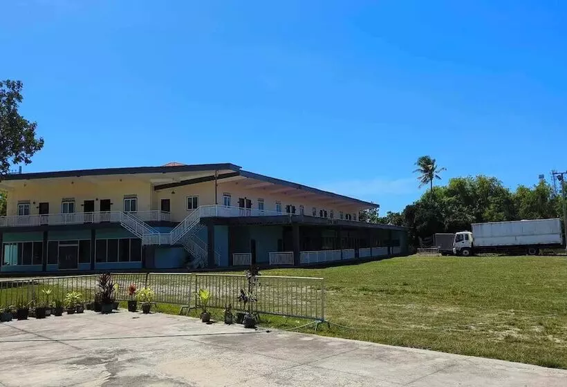 ホテル Villa Tomasa Panglao Golf &