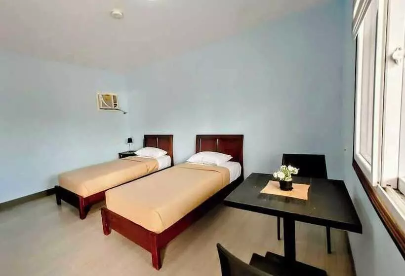 ホテル Villa Tomasa Panglao Golf &