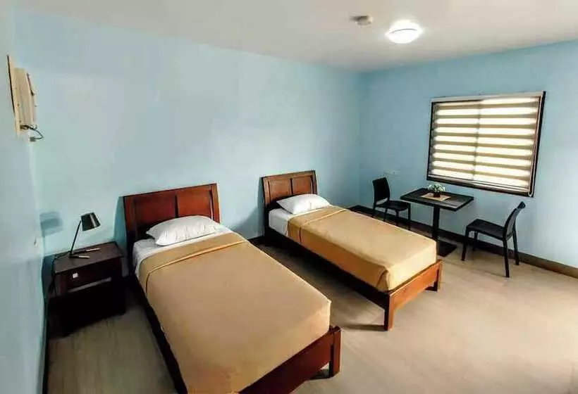 ホテル Villa Tomasa Panglao Golf &