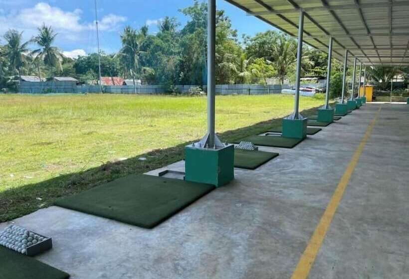 בית מלון כפרי Villa Tomasa Panglao Golf &