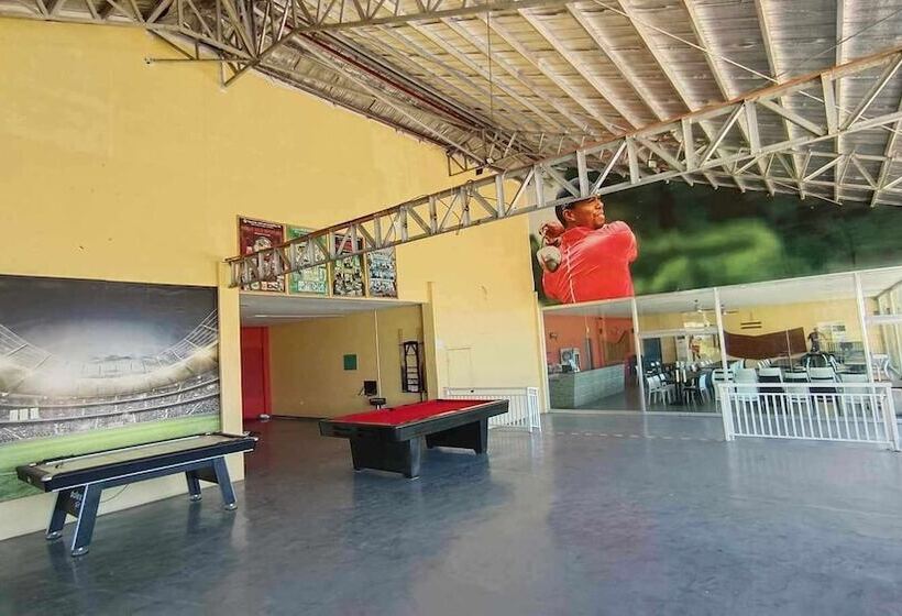 בית מלון כפרי Villa Tomasa Panglao Golf &