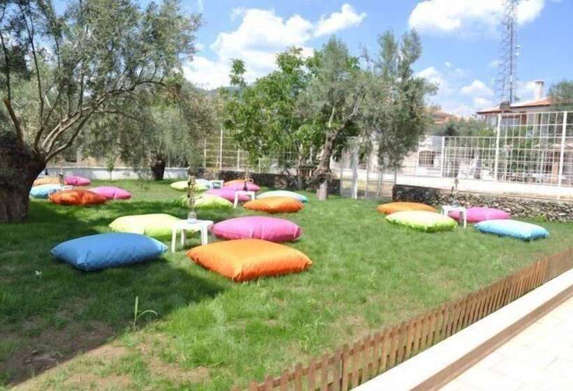 Lambada Hotel Altinoluk