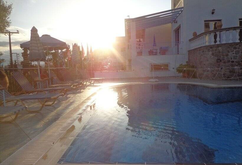 پانسیون Ktm Sunny Villas