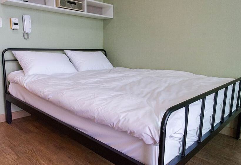 Pension (Hôtel basse catégorie) Woljeongri Sonang Guest House 2