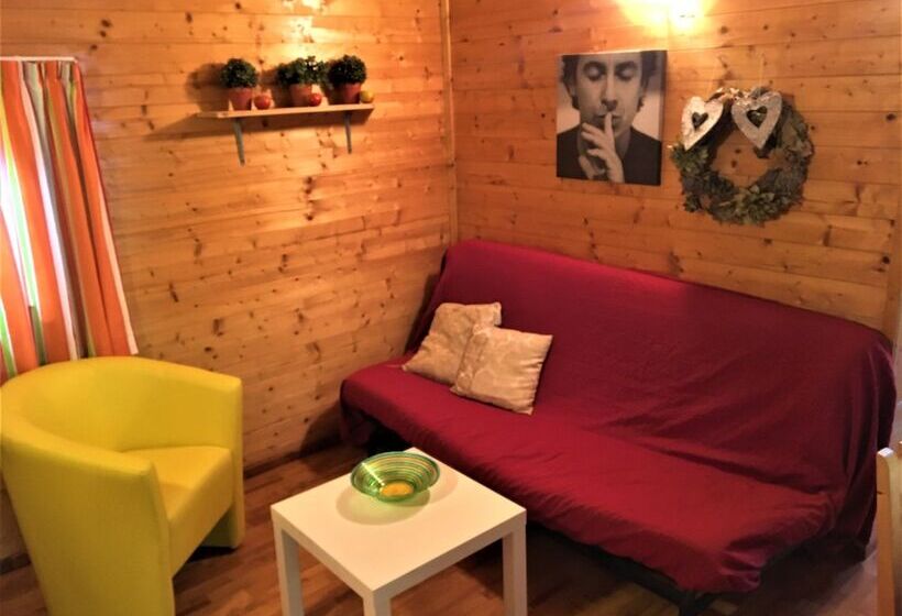 リゾートホテル Greenchalets Lago Di Lugano Porlezza