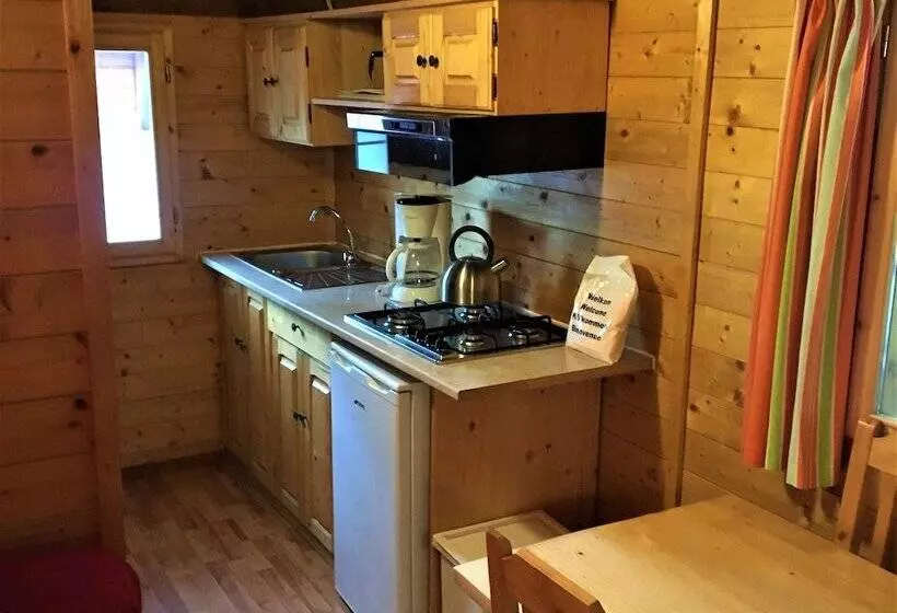 リゾートホテル Greenchalets Lago Di Lugano Porlezza