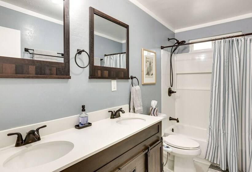 Sugarloaf Cabin W/ Fireplace Near Big Bear Lake