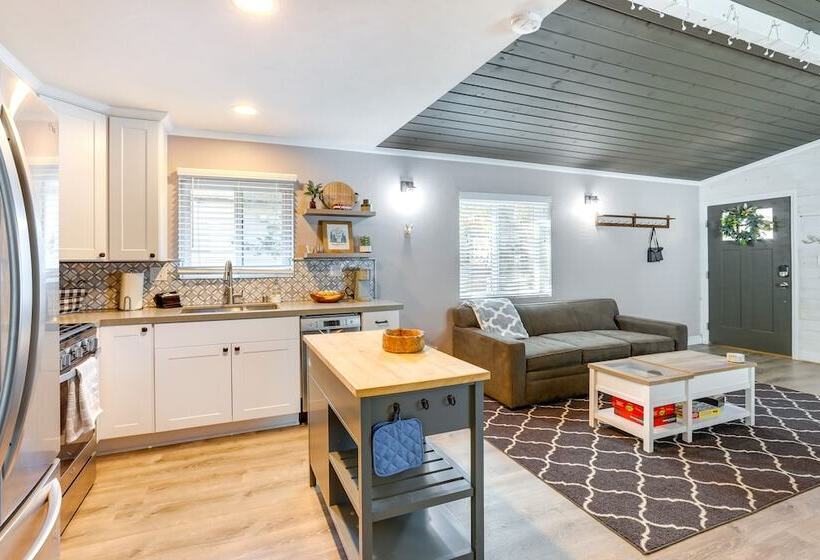 Sugarloaf Cabin W/ Fireplace Near Big Bear Lake