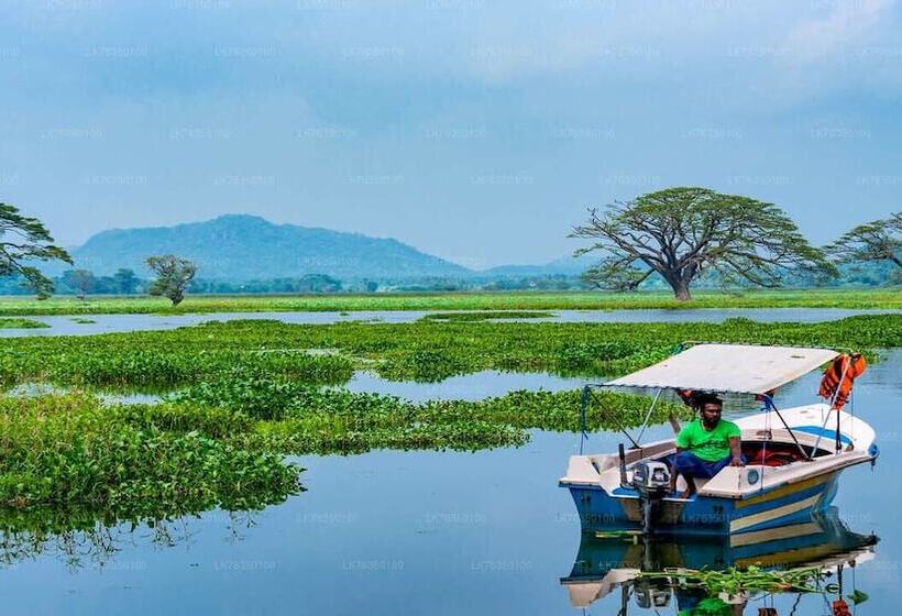 Yala Hotel Lion Air Conditioned Luxury