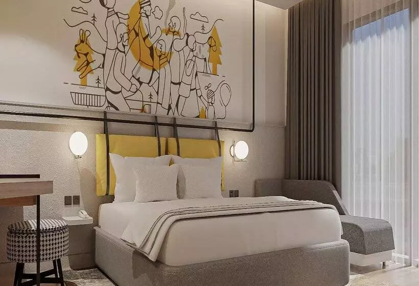 Yello Hotel Harbour Bay