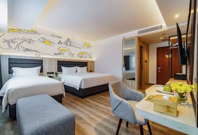 Yello Hotel Harbour Bay