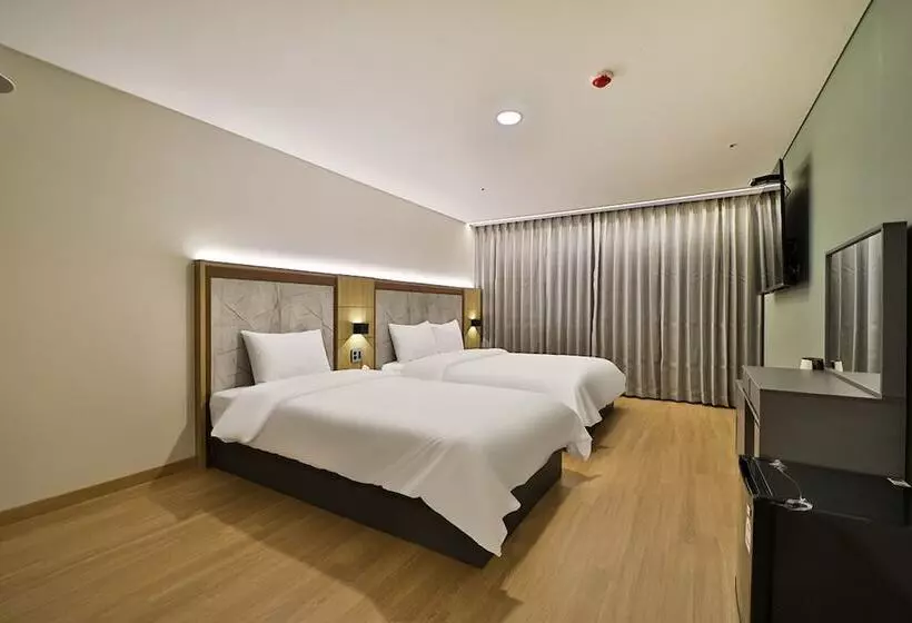 Hotelli Gimhae Eobang-dong City