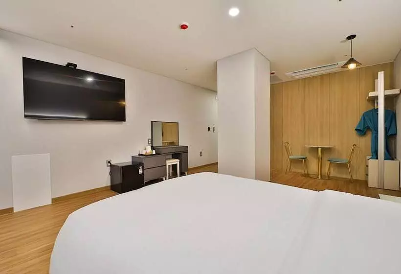 Hotelli Gimhae Eobang-dong City