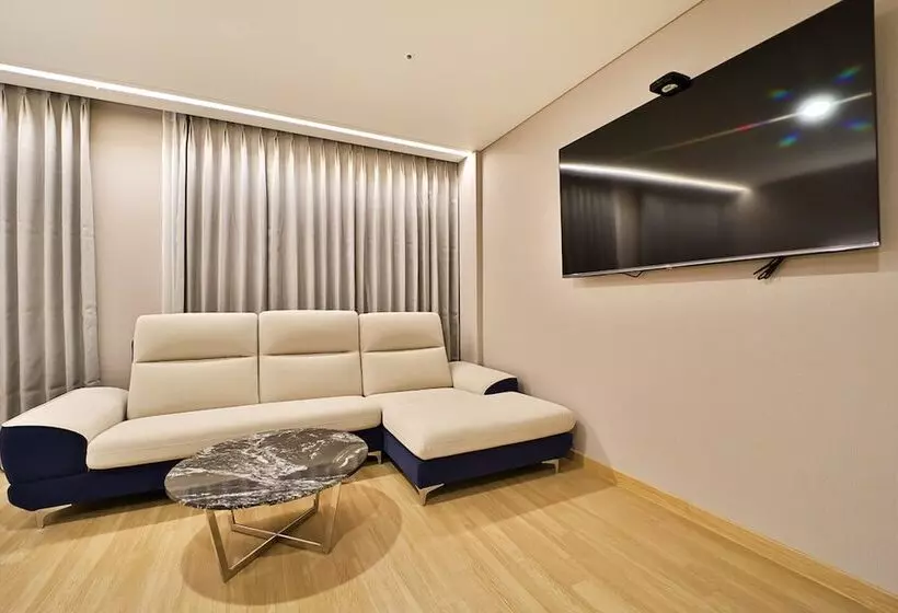 Hotelli Gimhae Eobang-dong City