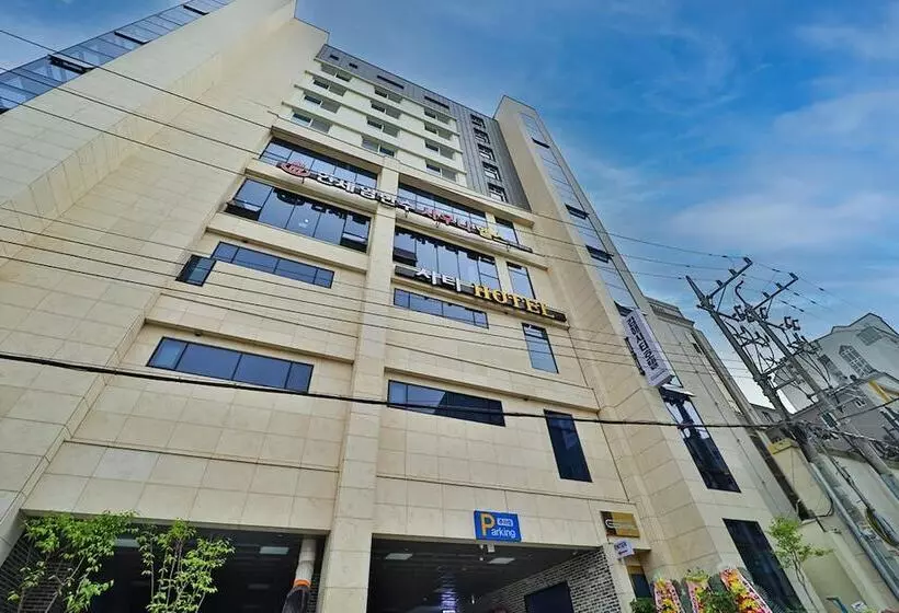 Hotelli Gimhae Eobang-dong City
