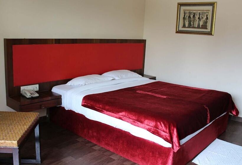 Swiss Traffalgaar Luxury Hotels