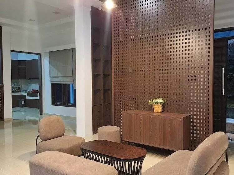 Aamiaismajoitus (B&B) Ar Raudhah Hotel Syariah