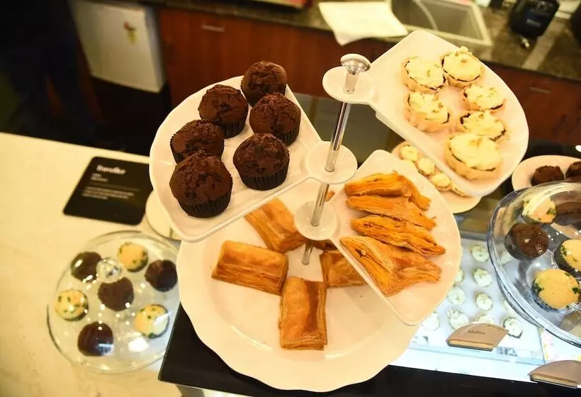 Aero Hotel Near Bangalore International Airport