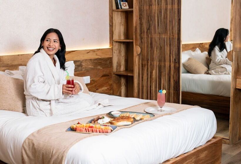 هتل Bhrikuti Tara