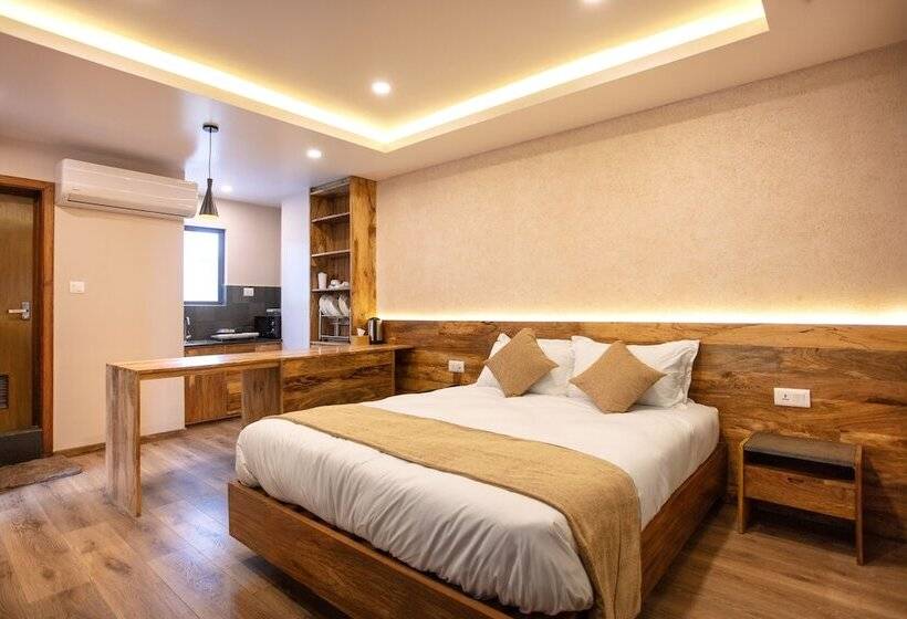 هتل Bhrikuti Tara