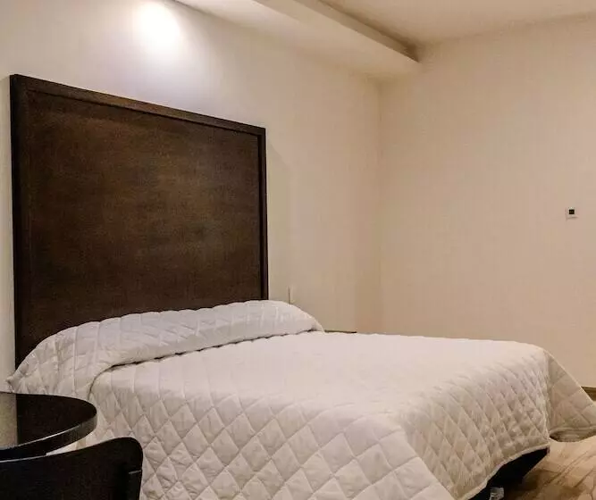 Hotelli Gran Avenida