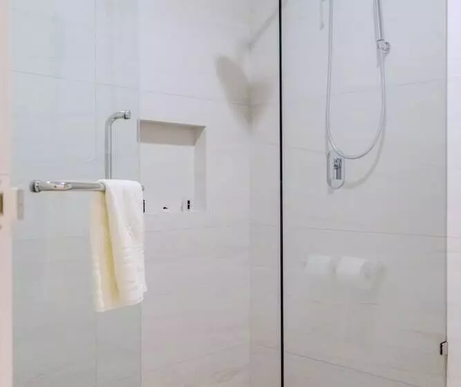 Hotelli Gran Avenida