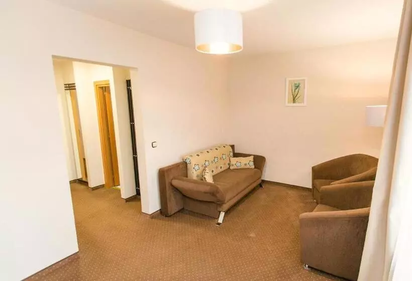 Hotelli International