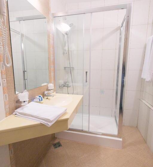 هتل International