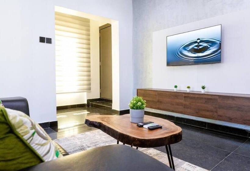 Jotani Living Hotel And Suites