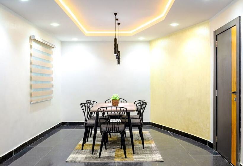 Jotani Living Hotel And Suites