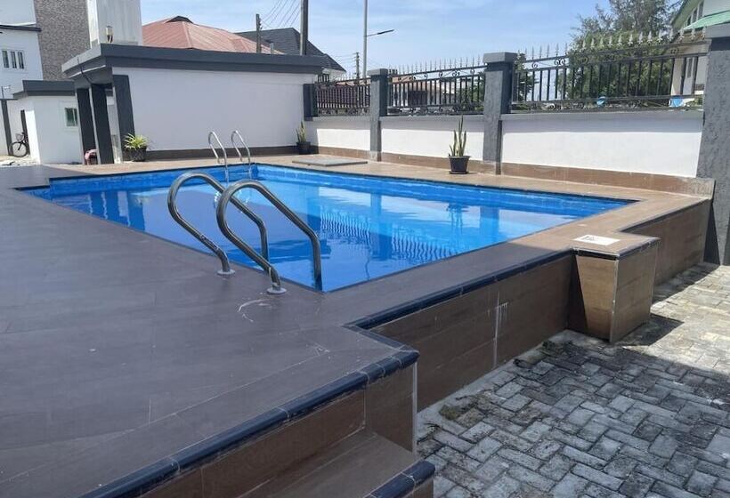 Jotani Living Hotel And Suites