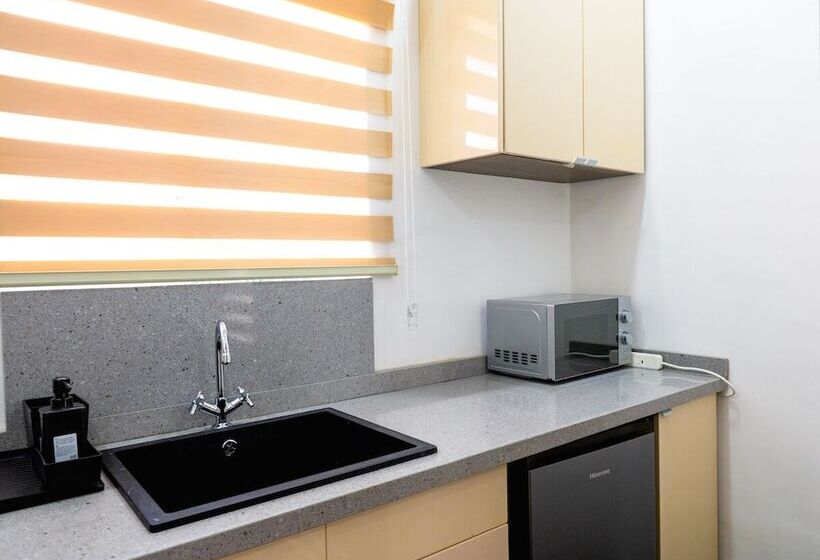 Jotani Living Hotel And Suites