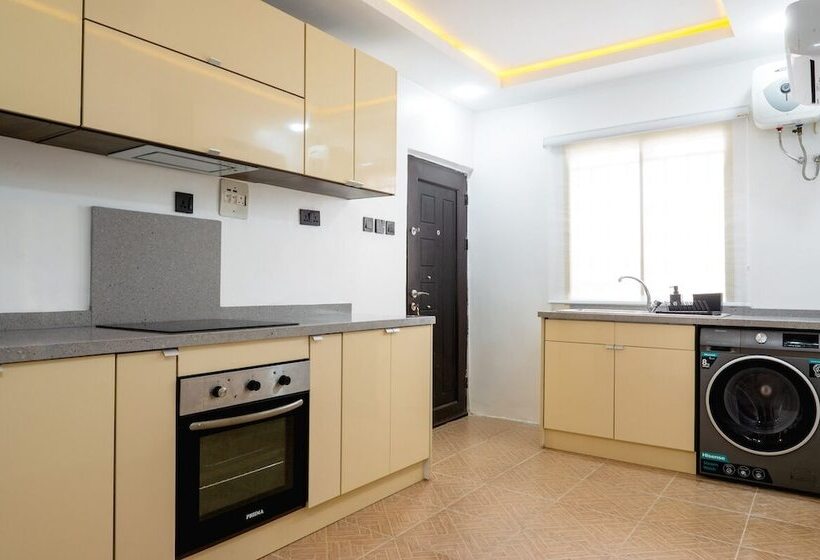 Jotani Living Hotel And Suites