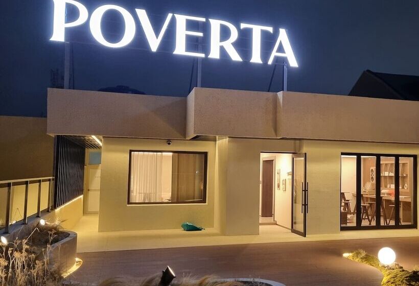 Hotel Poverta Stay