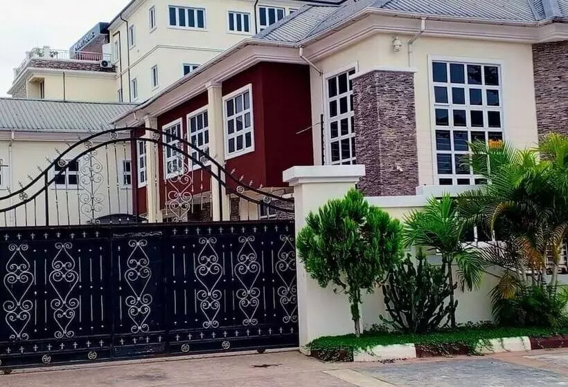 Vinpy Hotels