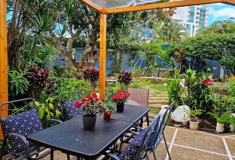 Общежитие Casa Jardin Del Mango