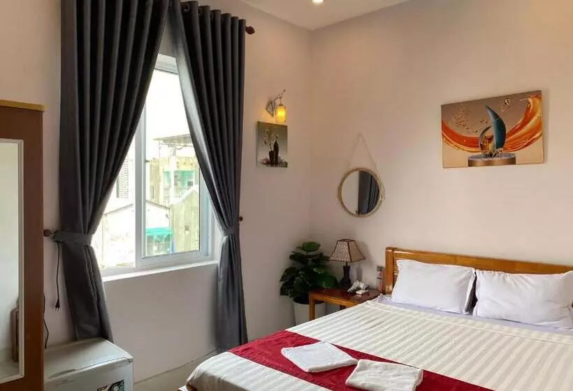 Bonjour Hostel