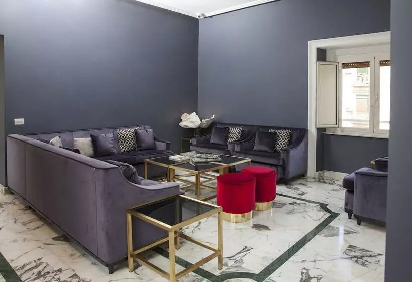 Boutique Hotel Metro 900
