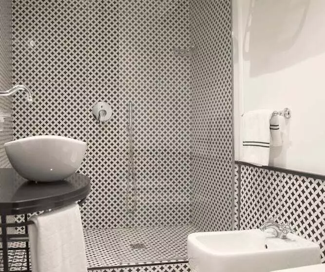Boutique Hotel Metro 900