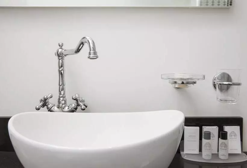 Boutique Hotel Metro 900