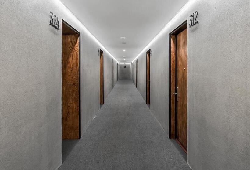 Iota Hotel Tbilisi